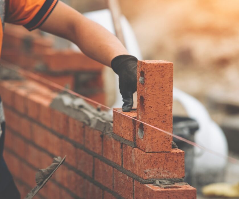 How to Use Client Testimonials to Win Construction Contracts